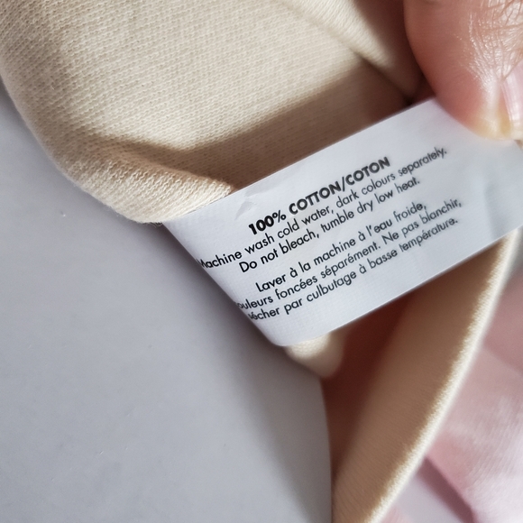 Hats with cutie socks - Picture 2 of 2